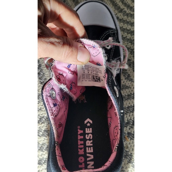 Converse x Hello Kitty Madison Ox Sneakers – Women's 10 💖🐱 - Picture 7 of 12